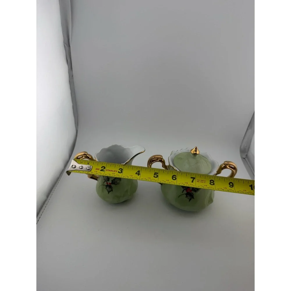 Vintage Lefton Holly Berry Creamer‎ and Sugar Bowl Set - Gold Trim Porcelain